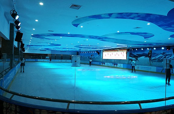 三亞港華廠喜樂街冰場